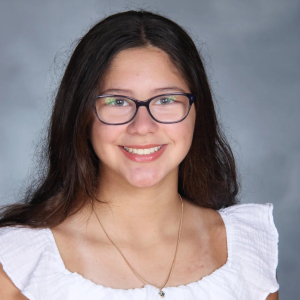 Gabby Kromhout - Set Building/Stage Crew