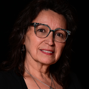 Elizabeth Comas - Costume Designer