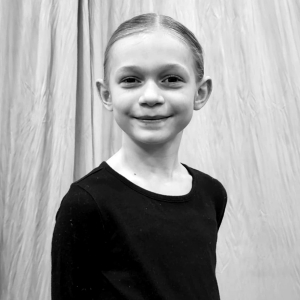 Stella Valvano - Young Elphaba