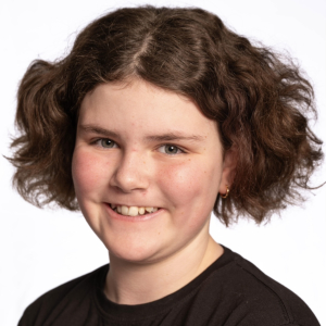 Esme Landry - Teen Fiona
