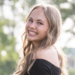Julia Swope - Annabell Stackpoole