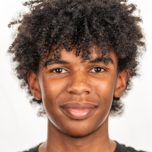 Mikael Dagnatchew - Henry