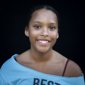 Chloe Bell - Sharpette, Cheerleader, Dermatologist, Josh