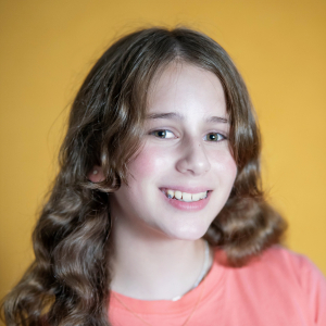 Cora Allen (she/her) - Big Kid/Parent (u/s Acrobat)