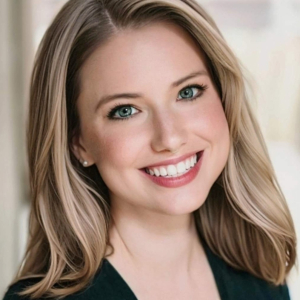 Ashley Luli - Ensemble