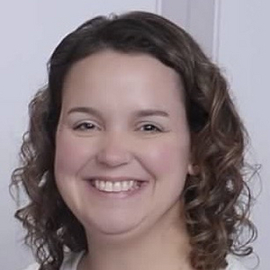 Amanda Poxon - Choreographer | Class of 2005