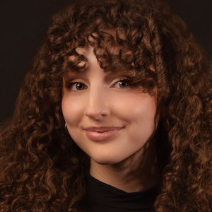 Emma Armstrong - Lilli Vanessi (Katharine)