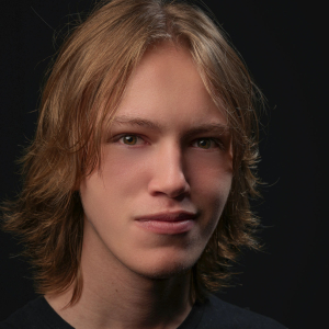 John Knox - Haberdasher, Ensemble