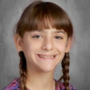 JULIANNA LENHART - News Kid 1