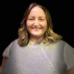 Alison Ottewell - Dr. Sheila Shuman, Christine