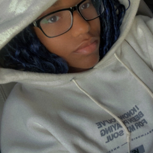 **Damari Wright - Light Designer