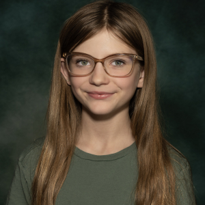 Cora Holajter - Child, New Yorker, Elf