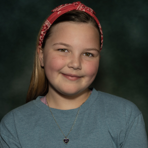 Emily Walker - Elf #2, sales worker, New Yorker