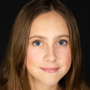 Chloe Stineman - Ensemble