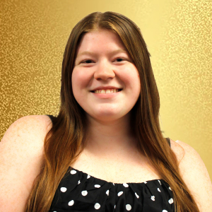 MADDIE DIDOMENICO - Mrs. Crachit (Costumer)