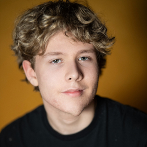 Johnny Miller (he/him) - Hunter with a Shrunken Head