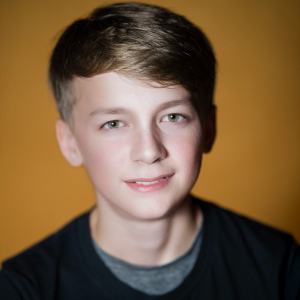 Liam Pierce (he/him) - Machete Groom/Beetlejuice Clone