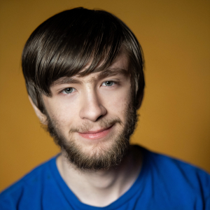 Ben Sperry (he/him) - Priest/Mover (u/s Charles)