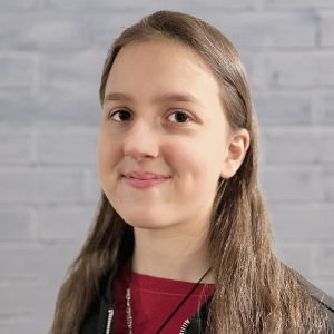 Julia Dartsch - Miss Andrew / Dancer