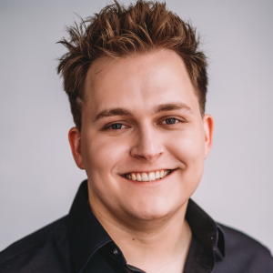 Gregory Williams - Steven