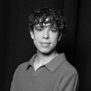 Jon Quass - TOODLES/THERAPIST