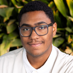 George Hillman - Understudy (Juicy, Larry, Tio)