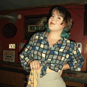 Vanessa Patterson - Bassist