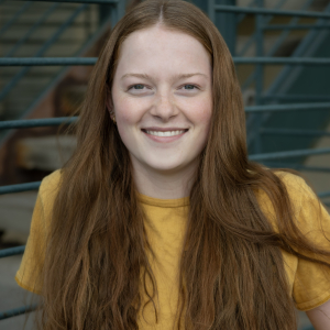 Delaney Shacklett - Pig #2, Queen, Guard, Duloc Dancer