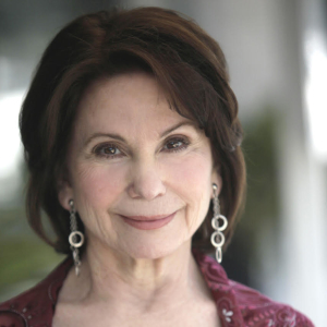 Carolyn Mignini - Alice