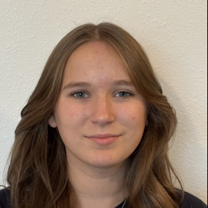 Lauren Everett - Assistant Stage Manager
