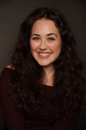 Madeline Daunt - Featured Performer