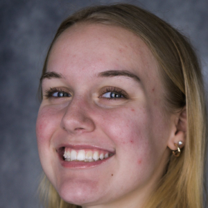 Megan Hinton - Pilar