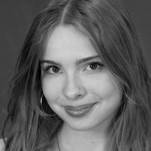 Eleanor Auna - Teen Fiona/Pied Piper/Happy Villager