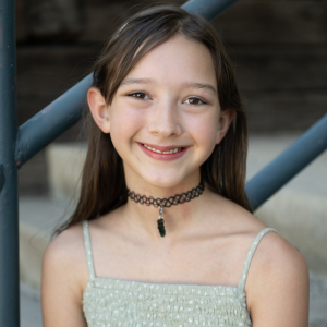 Izzy Bean - Pool Staff, Makeup Artist, Ensemble