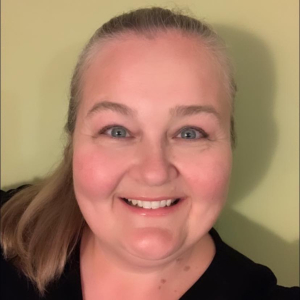 Julie Connair - Golde