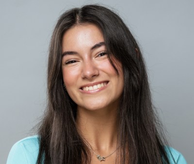 Ava Ross [Deer Cast]