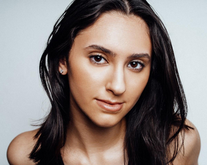 Miriam Ali - Performer