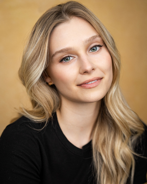 mia grichendler - townsperson