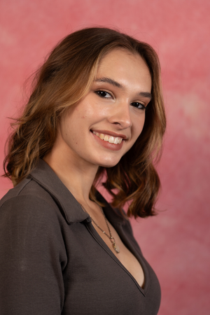 Calla Titterington  - Ensemble Dancer 