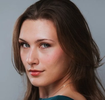 Madeleine Fisette [Dove Cast]