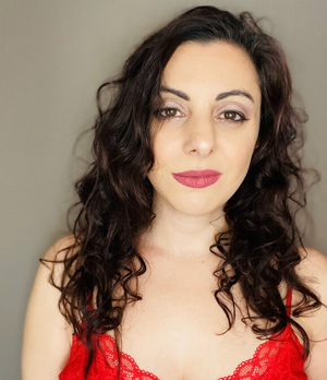 Niki Hatzidis - Writer