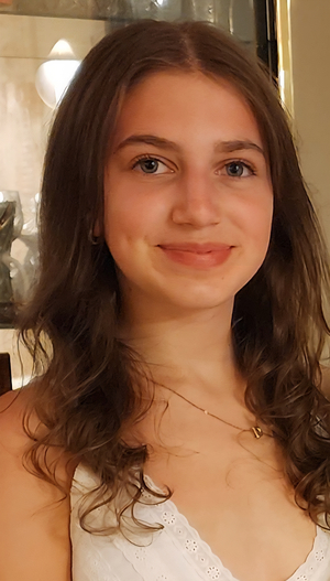 Debbie Bluvstein - Featured Soloist/Ensemble 