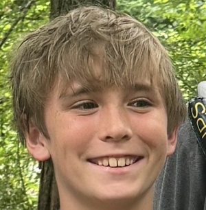 Braeden George - Apple Vendor