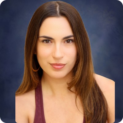 Zoe O’Donnell - Understudy Eva/Ensemble