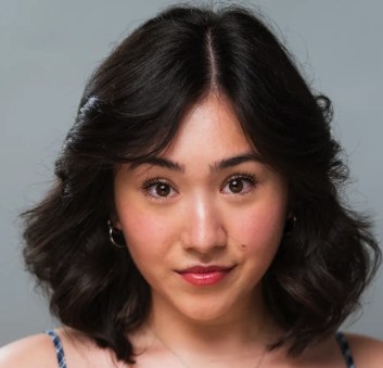 Chelsea Welsh [Deer Cast]