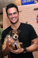 Cheyenne Jackson Photo