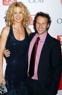 Jenna Elfman and husband Photo