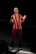 Bill Hutton sings Ã¢â‚¬Å“EvÃ¢â‚¬â„¢rybody Today Is Turning OnÃ¢� Photo