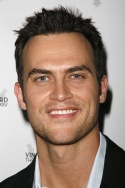 Cheyenne jackson
 Photo