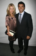 Kelly Ripa and Mark Consuelos Photo